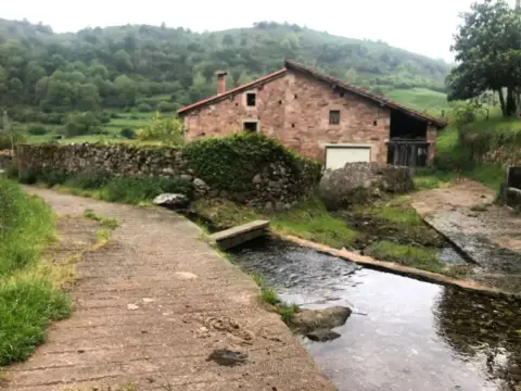 Chalet en Lamasón