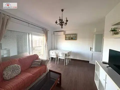 Piso en Pineda-Pedro Salvador