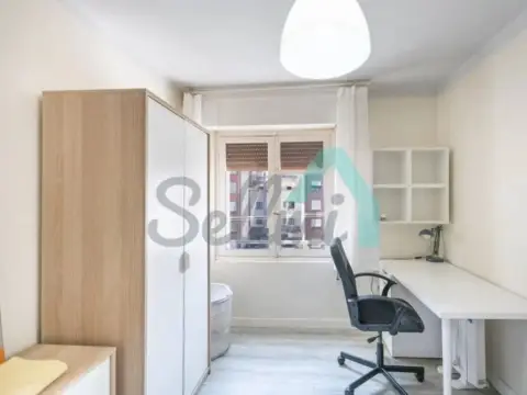 Piso en Pumarín-Teatinos