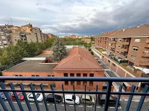 Piso en calle de Beatos Mena y Navarrete