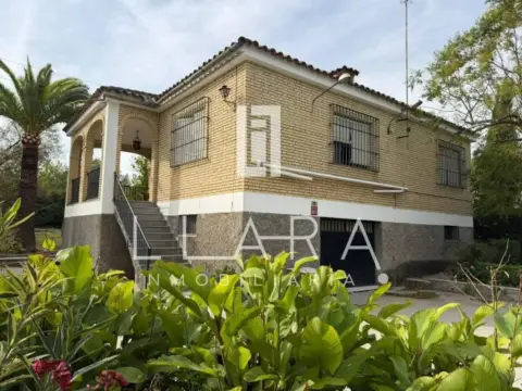 Chalet en Camino de los Poleares