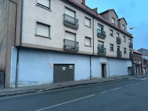 Local comercial en calle Arrabal Fincheira