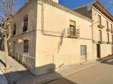 Chalet en calle de Don José Martínez Calero