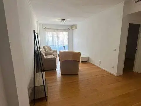 Piso en Pineda-Pedro Salvador