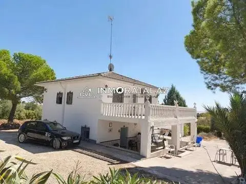 Chalet en Villarejo de Salvanés