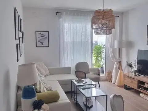 Piso en calle Miguel Delibes-Nva Andalu, 22