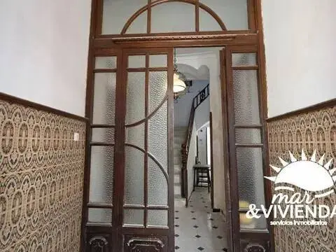 Casa adosada en calle del Carmen
