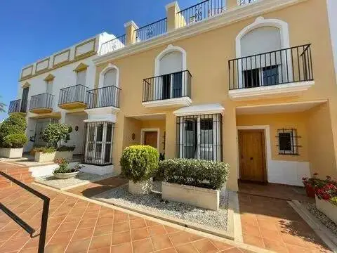 Casa en calle Alameda del Mar, 47