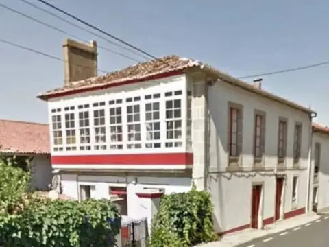 Chalet en Noia