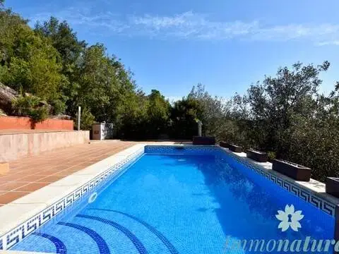 Chalet en Torrelles de Llobregat