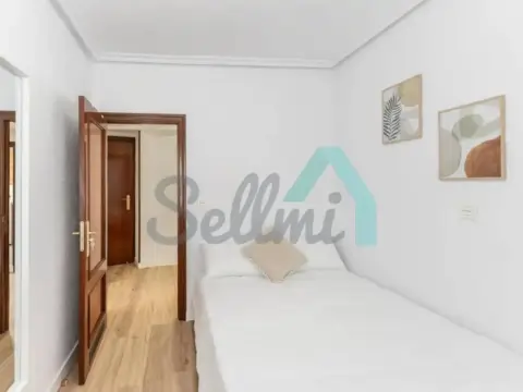 Piso en Ciudad-Naranco-Vallobín