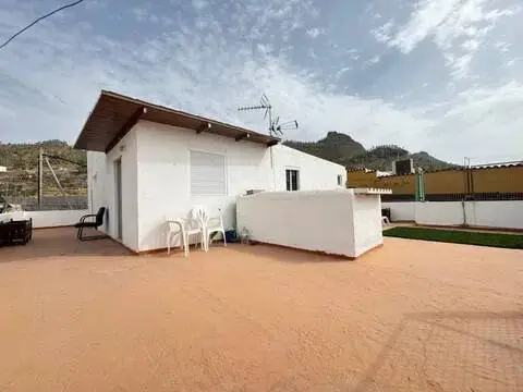 Chalet en Zona Interior