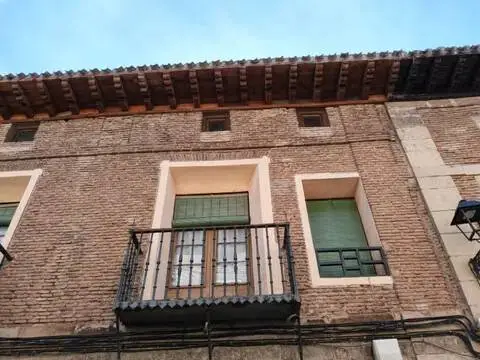 Casa adosada en calle Mayor Alta