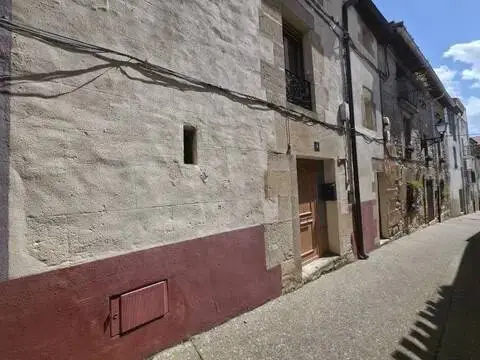 Casa adosada en calle de Jesús