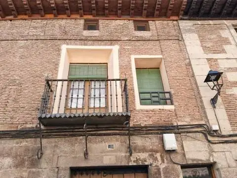 Casa adosada en calle Mayor Alta