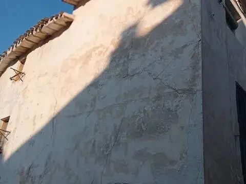 Casa adosada en calle de los Portales