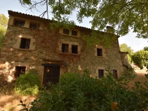 Casa rústica en Carrer de la Paella