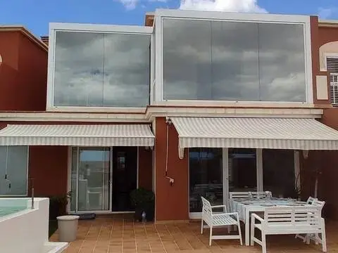 Casa adosada en Playa Blanca-Granadas-Los Pozos