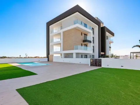 Piso en Los Alcázares