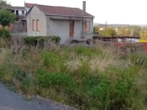 Chalet en calle de Saviñao