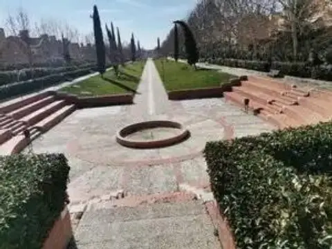 Chalet en Avenida de Francisco Guerrero