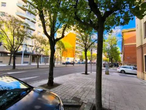 Piso en Avenida de Casado del Alisal