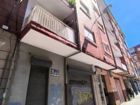 Local comercial en calle de los Pastores