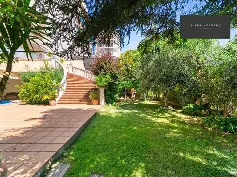 Chalet en Escola Industrial-Plaça de Catalunya