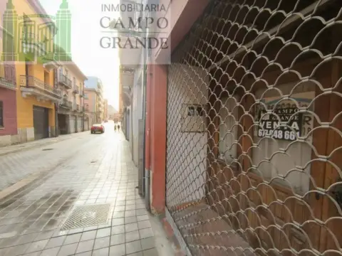 Local comercial en calle Mayor Antigua