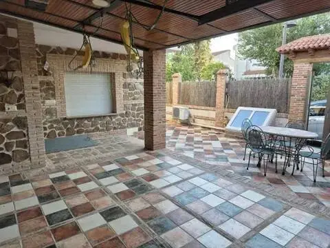 Chalet en Almodóvar del Campo