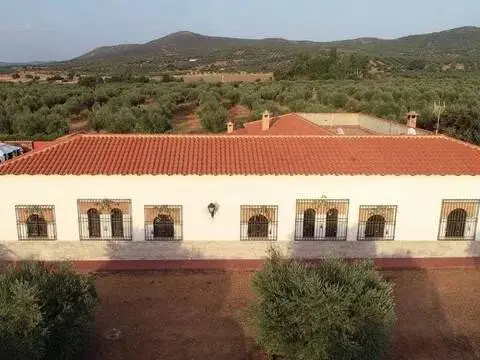Chalet en Piedrabuena