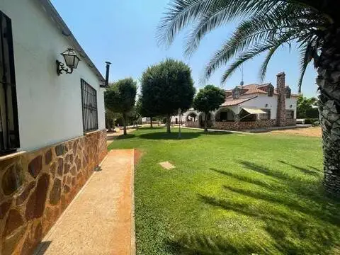 Chalet en Poblado Poblachuela Anj