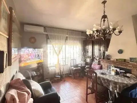 Chalet en calle de los Pinos