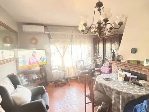 Chalet en calle de los Pinos