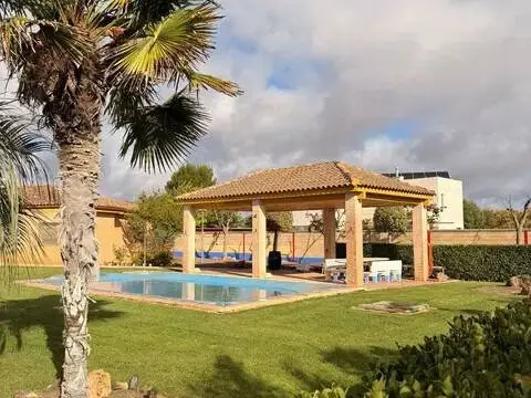 Chalet en Pozuelo de Calatrava