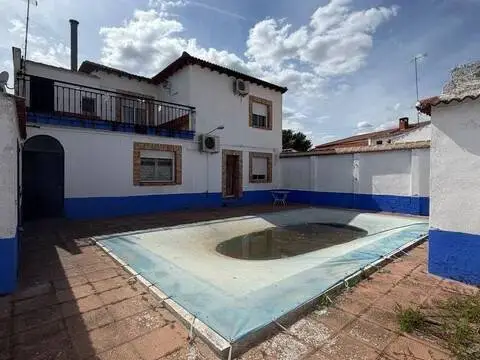 Chalet en Cabezarados