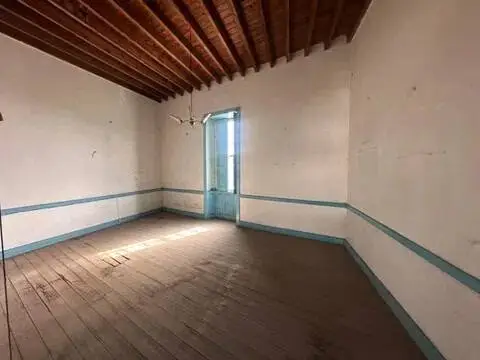 Chalet en Tres Barrios-Trasmontaña