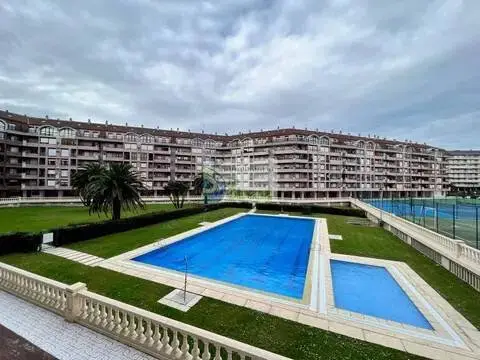 Piso en Paseo de Ocharan Mazas