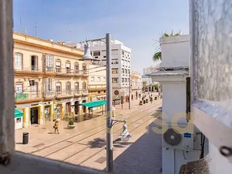 Casa adosada en Centro