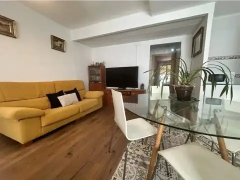 Piso en La Creu Coberta