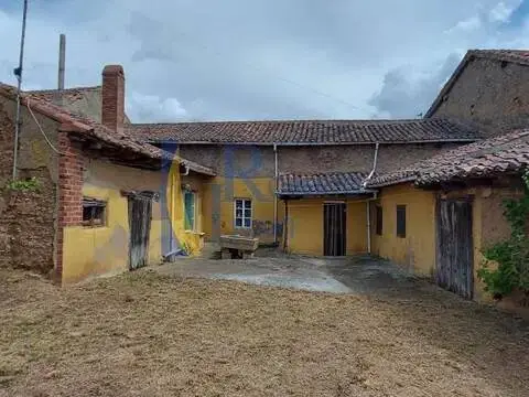 Chalet en San Millán de los Caballeros