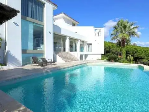 Chalet en Núcleo