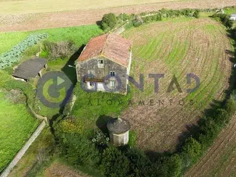 Chalet en A calle (Tella)