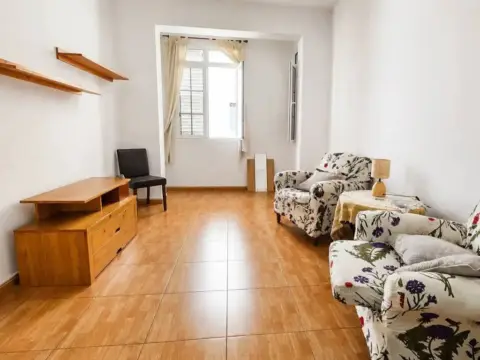Piso en calle de Tomás Miller