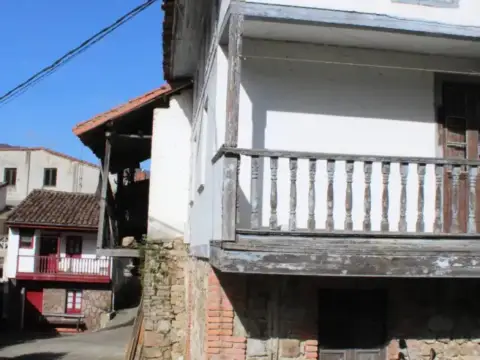 Chalet en calle Lugar Soto de Lorio, 13