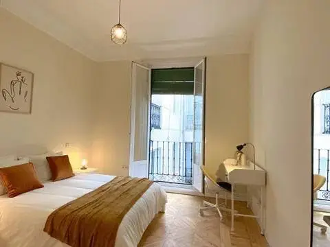 Habitación en Universidad-Malasaña