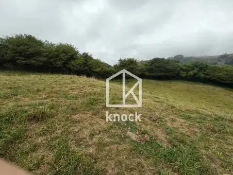 Terreno en Villaviciosa