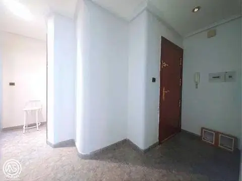 Piso en calle de Marqués de Lazán