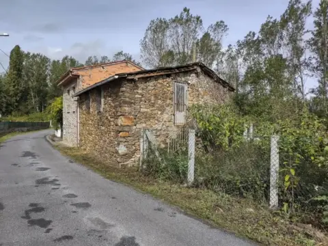 Casa rústica en Monforte de Lemos