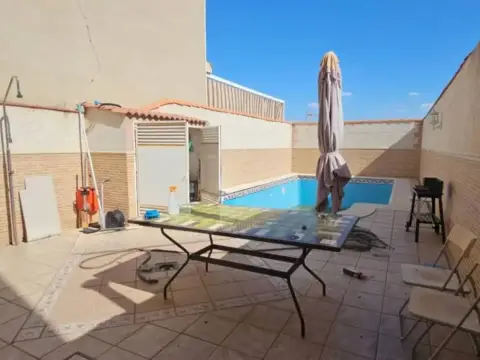 Chalet en Santa Ana
